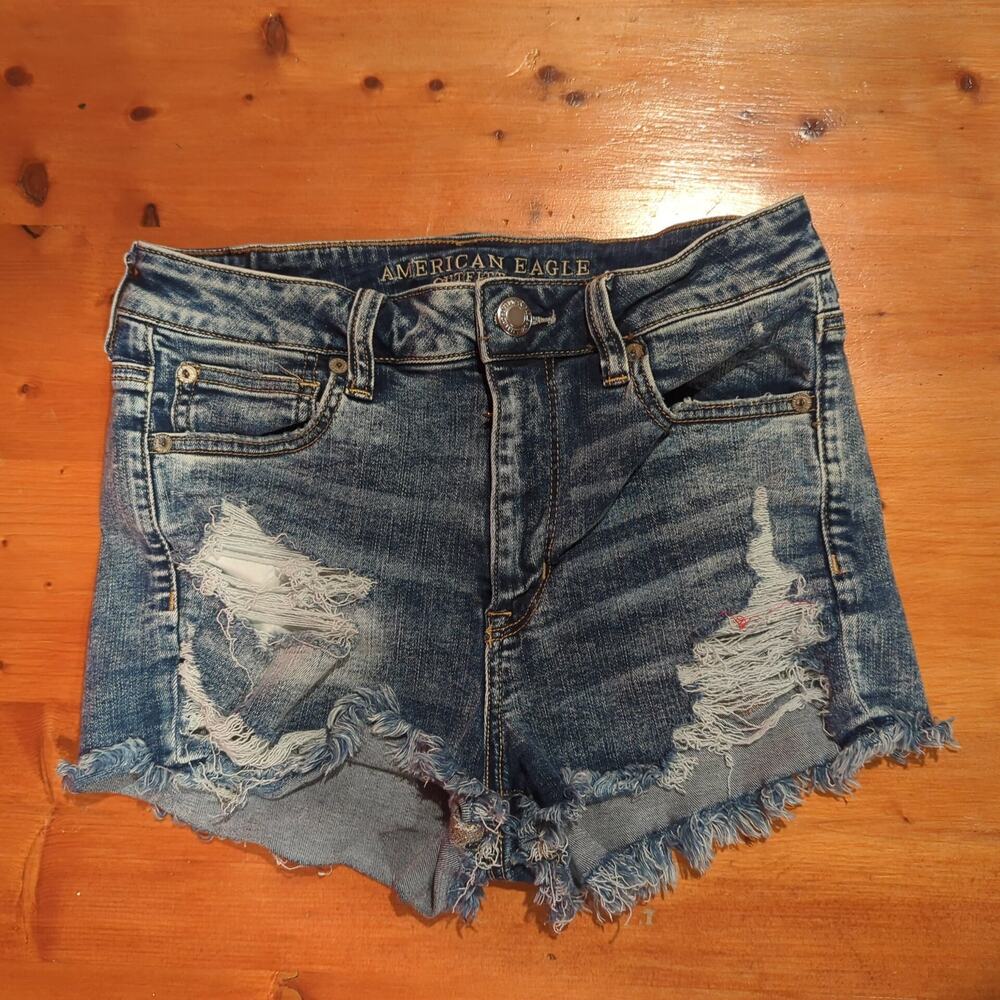 American Eagle Distressed Denim Cutoff Shorts Size 8 Y2K Grunge Festival Cutoff
